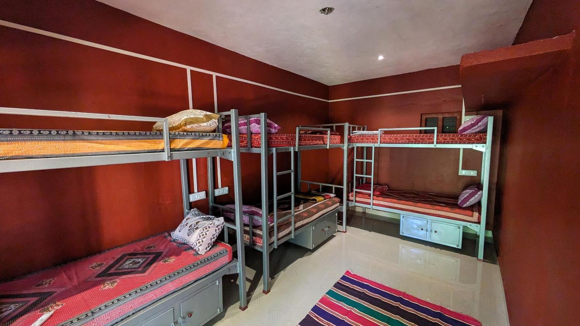 Hostelexp, Gokarna - A Slow-Paced Backpackers Community מראה חיצוני תמונה