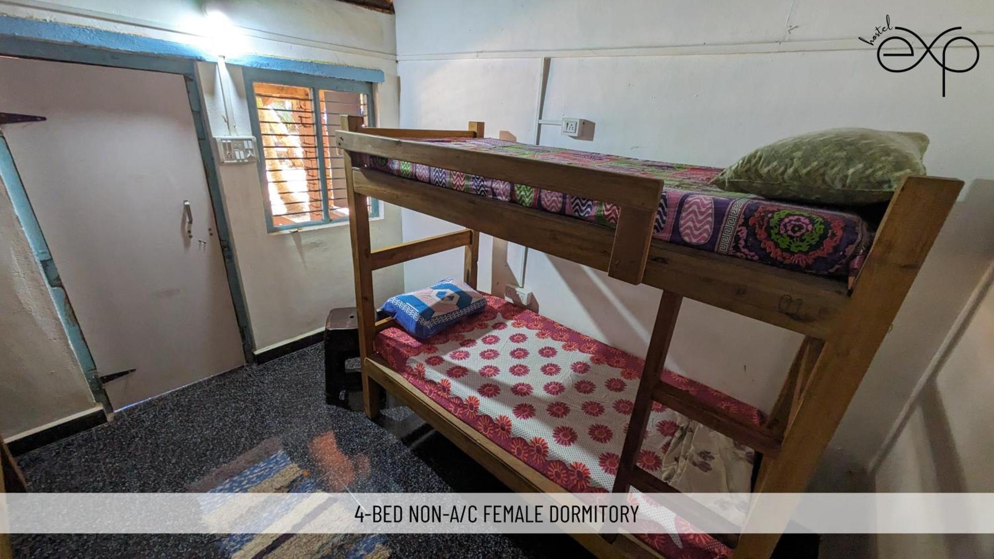 Hostelexp, Gokarna - A Slow-Paced Backpackers Community מראה חיצוני תמונה